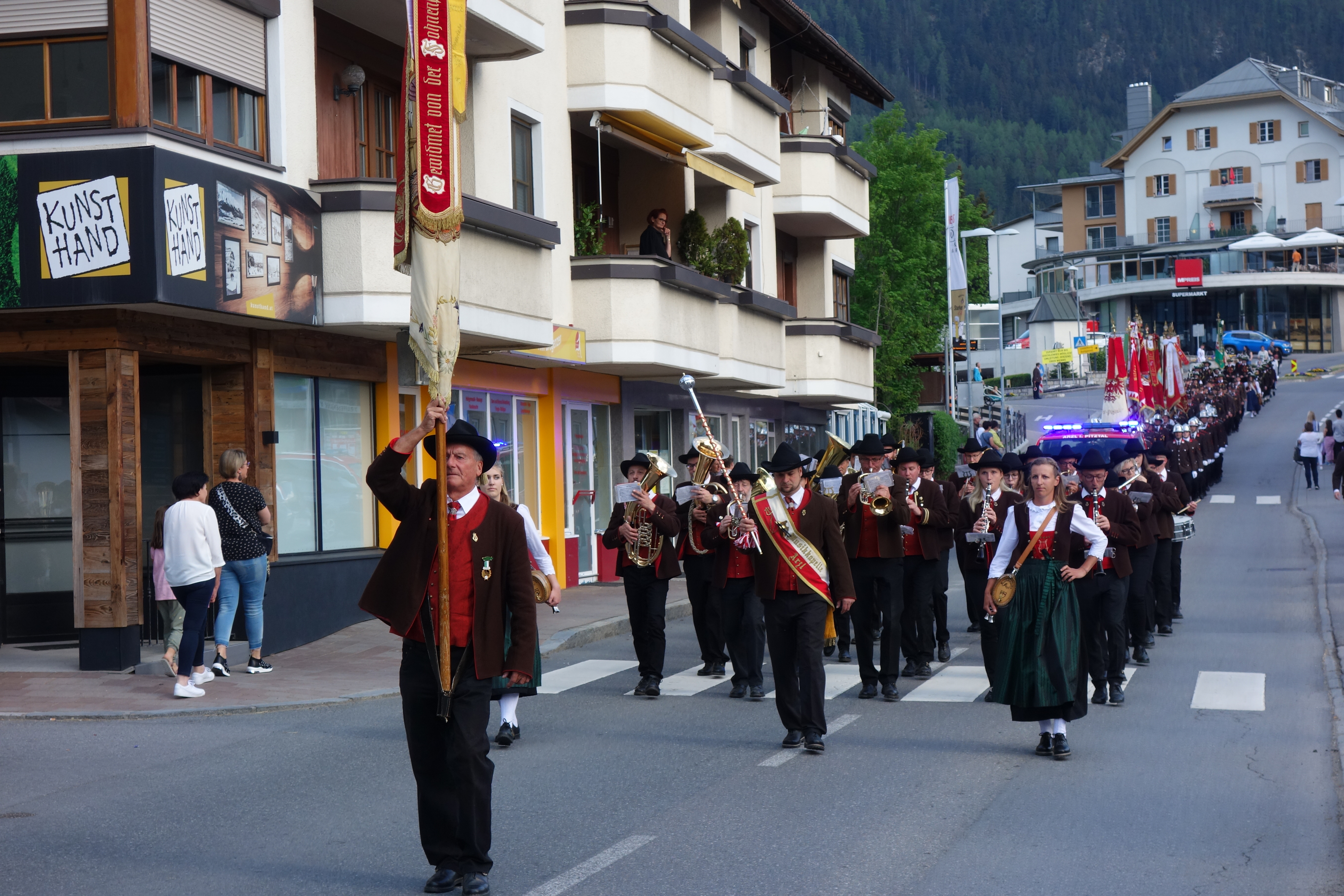 Fahrzeugeinweihung der Freiwilligen Feuerwehr Arzl im Pitztal
