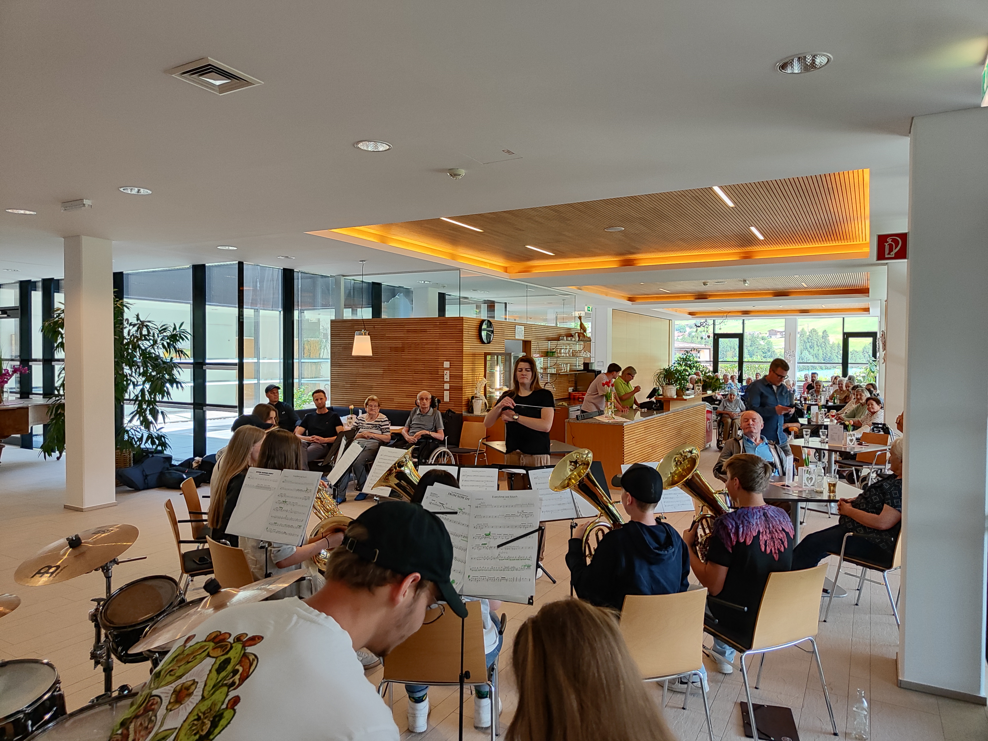Musik verbindet – JungmusikantInnen im Pflegezentrum Pitztal