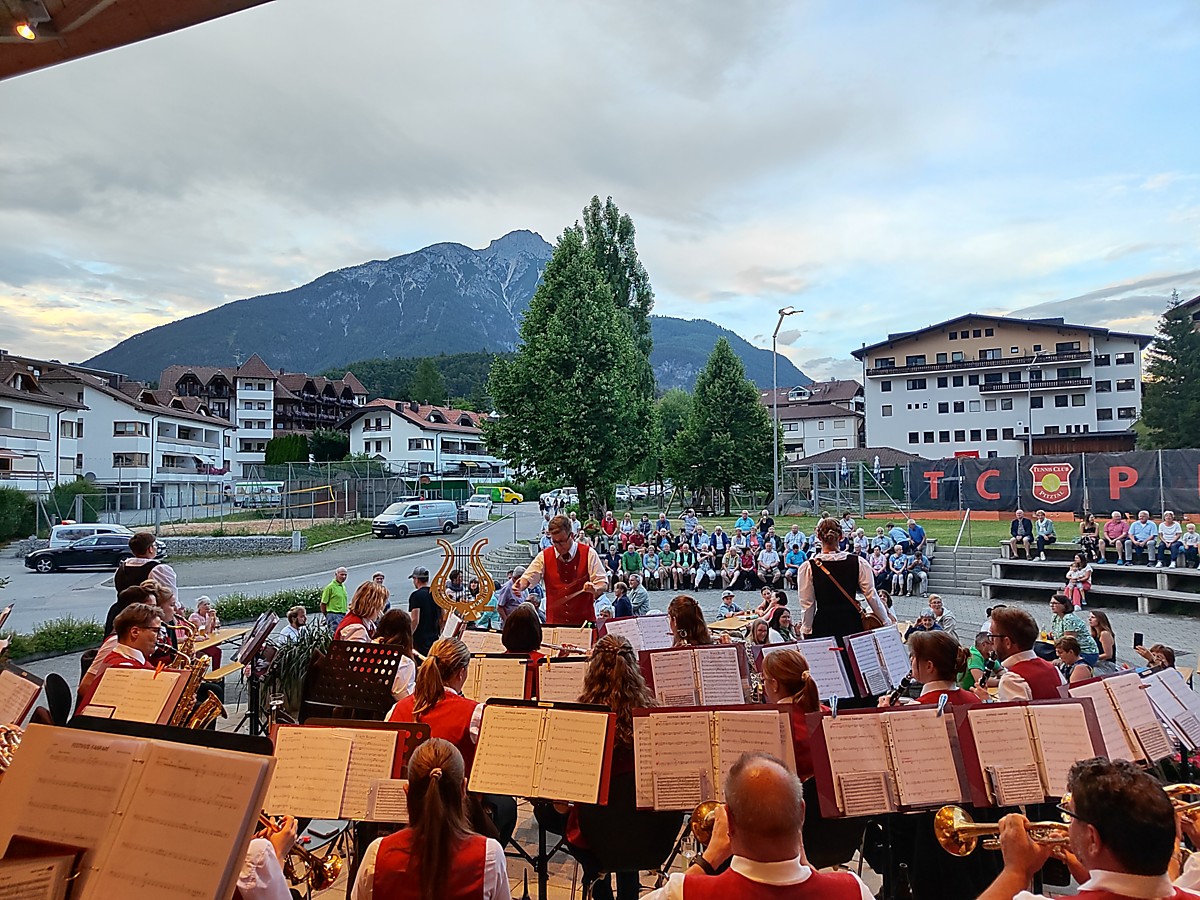 Erstes Platzkonzert 2025